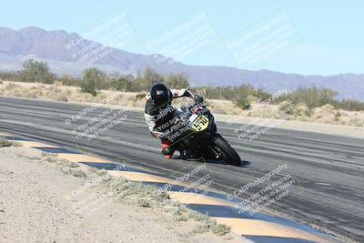 media/Dec-04-2025-Racers Edge (Thu) [[5ebc9f124d]]/3-B Group/3-Session 2 (Turn 7 Inside)/